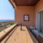 Apartment In 50553