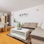 Apartamento In 50553 Crikvenica