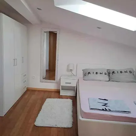 In 50553 Apartament *