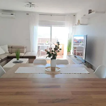Apartament In 50553 Crikvenica