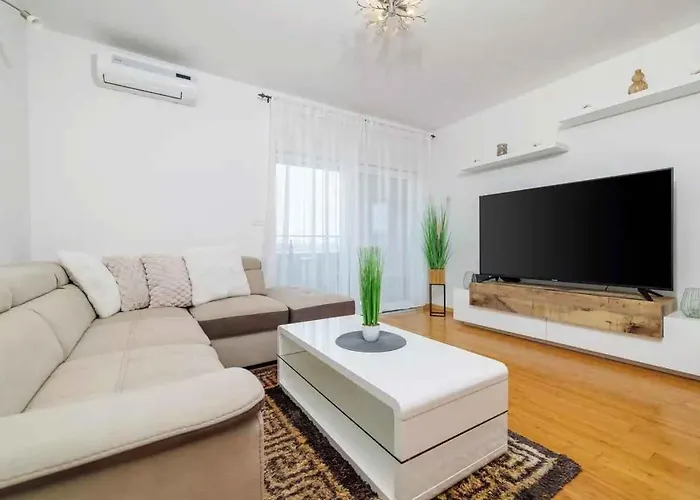 Apartman In 50553 Crikvenica