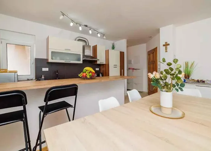 アパート In 50553 ツリクヴェニツァ
