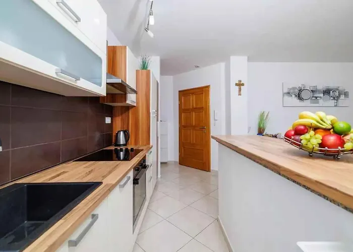Apartman In 50553 Crikvenica